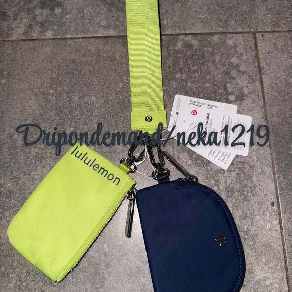 Lululemon Dual Pouch Wristlet- Sour Grape/Club Blue - Picture 3 of 6